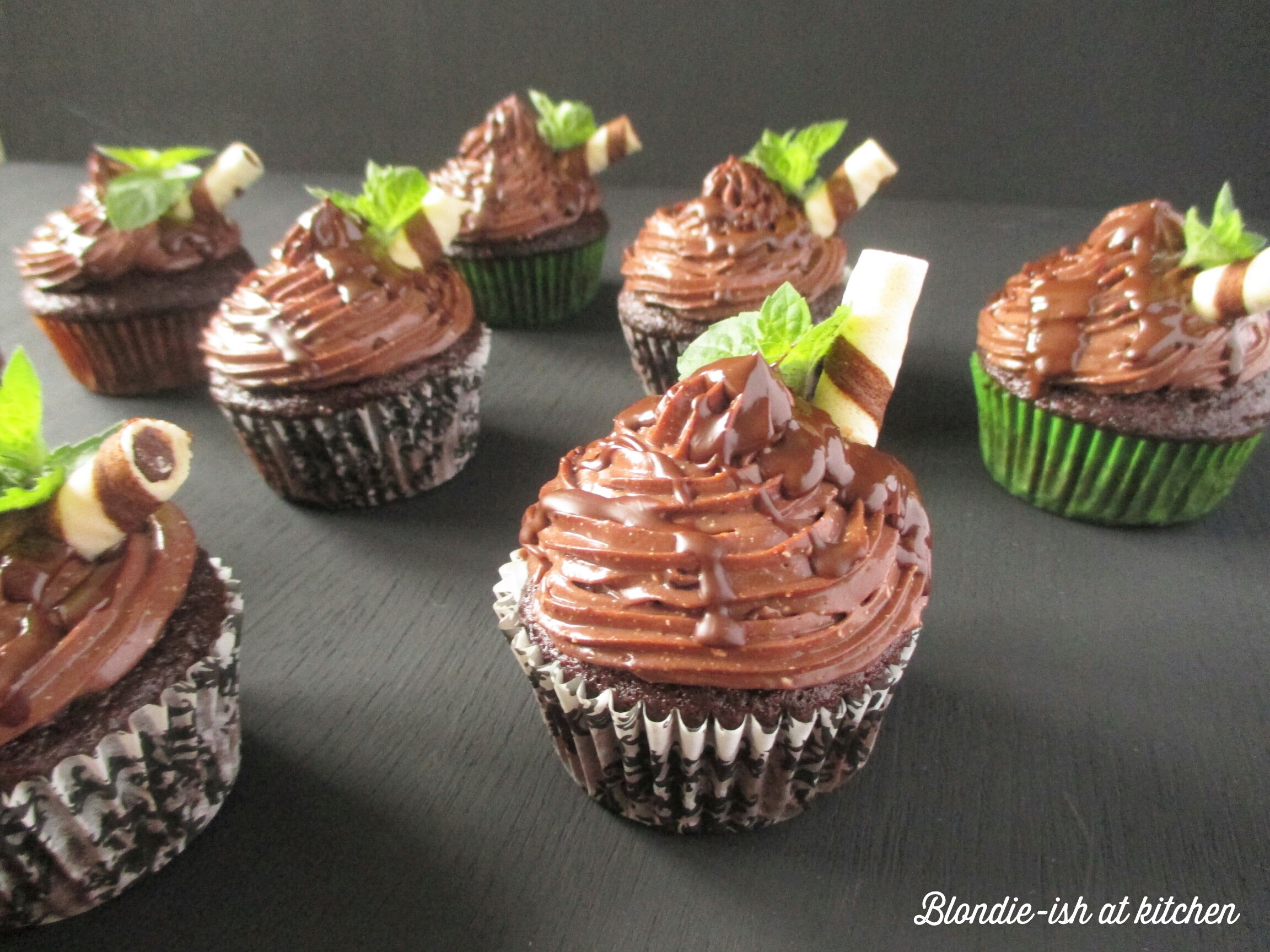 chocolate-mint-cupcake