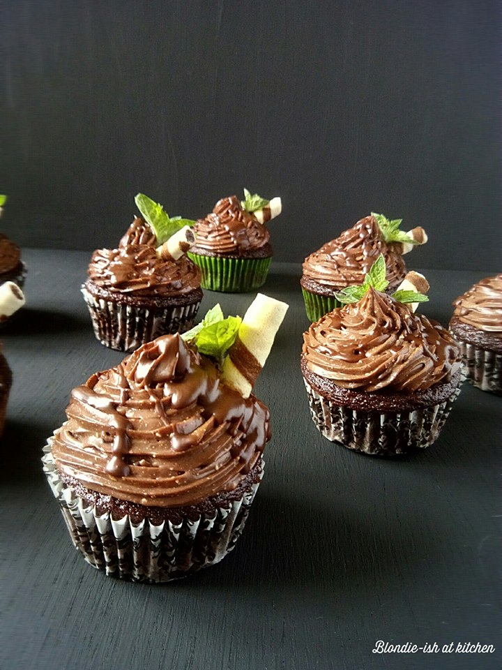 chocolate-mint-cupcakes
